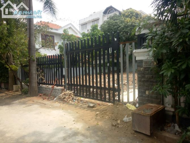 Bán bán 264m2(13x20) Xuân Thủy Thảo Điền quận 2 khu vực xây dựng cao 7 tầng