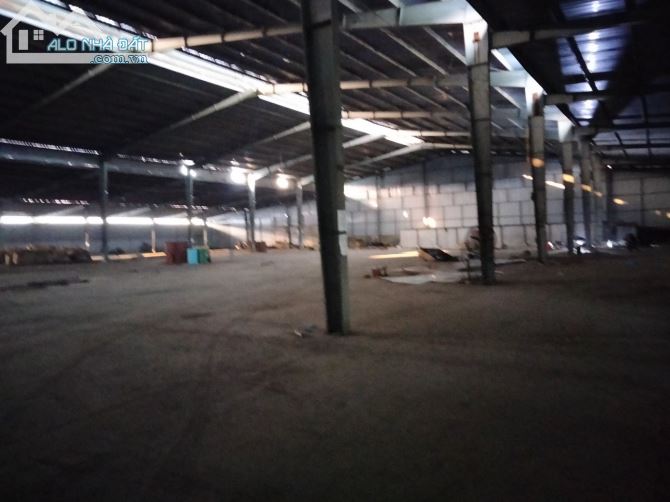 Cần cho thuê kho xưởng DT 800m2, 1000m2, 5000m2 trong KCN Quang Minh - 1