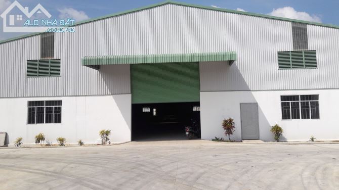 Kho xưởng cho thuê.1000m2.giá 50tr/th.Q12.hcm