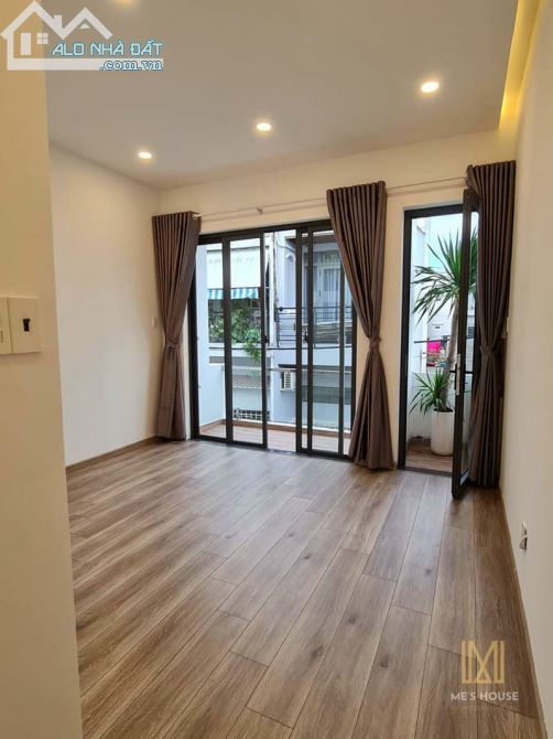 Bán nhà hem 8m đường Lạc Long  , phường 8 Quận , Tân Bình