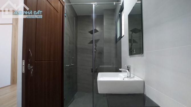 Bán nhà hem 8m đường Lạc Long  , phường 8 Quận , Tân Bình - 3