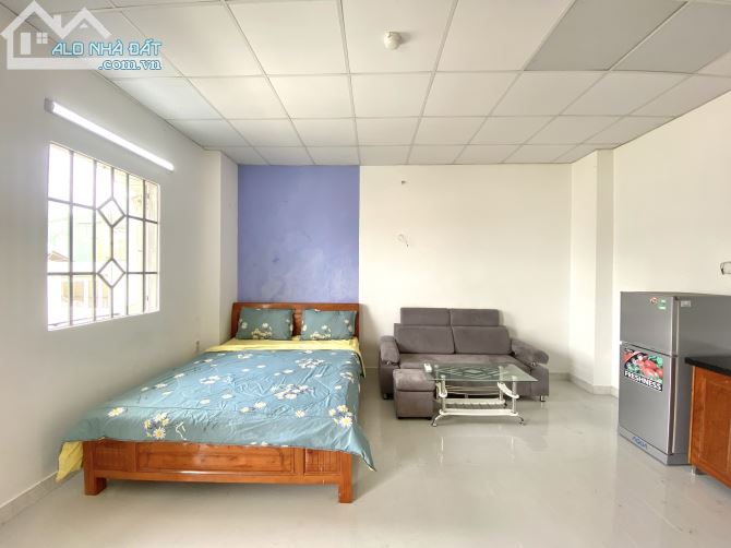 PHÒNG ĐẸP 45m2 XÔ VIẾT NGHỆ TĨNH GẦN NGÃ TƯ HÀNG XANH FULL TIỆN NGHI