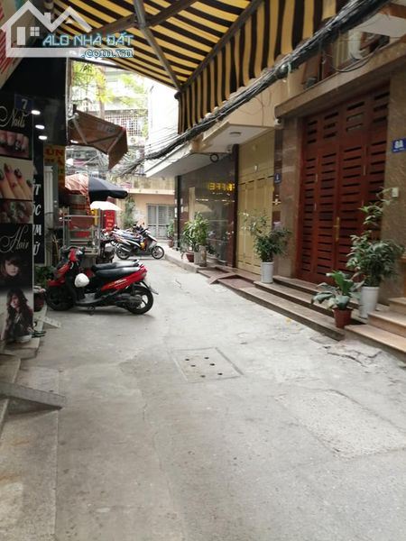 Bán nhà đường Giải Phóng, ngõ rộng ô tô đỗ cửa, Dt 35m x 5tầng, giá 4,45 tỷ