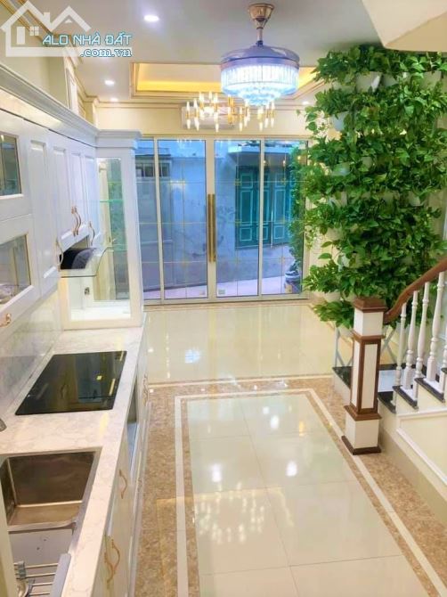Nhà Lô góc Phố Vũ Ngọc Phan, Lô góc 2 mặt thoáng, ô tô đỗ cửa, 70m x6 tầng, 10 tỷ - 2