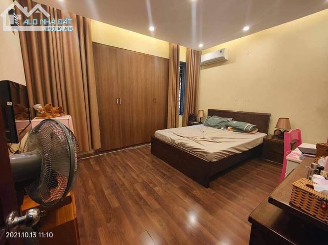 Bán nhà Hoàng Văn Thái, DT 34m2 x4 tầng, Mt 4m, ngõ rộng ô tô cách nhà 10m, giá 4,8 tỷ - 3