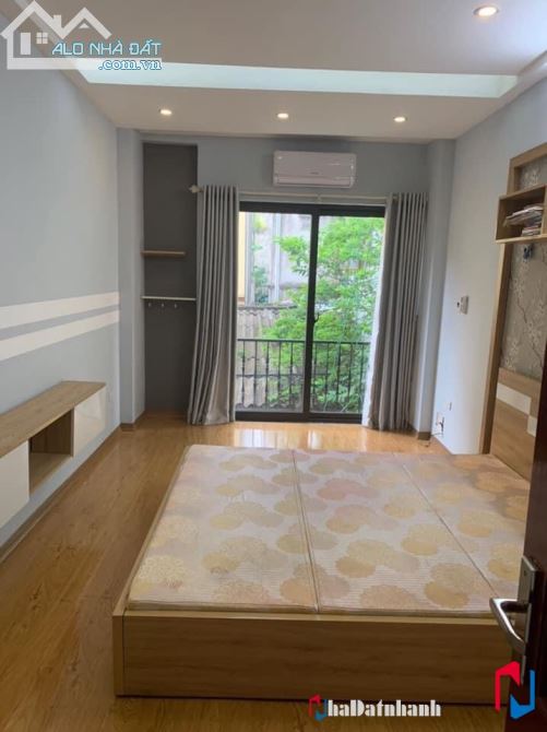 Bán Nhà Láng Hạ - Gần Phố - TT quận Đống Đa 42m2 x 5 tầng  giá 4,5 tỷ - 1