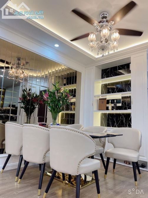 Bán nhà mặt ngõ 8 phố Vũ Thạnh Dt 69m2 Mt 6m x4 tầng, Ô tô đõ cửa, giá 10,8 tỷ - 2