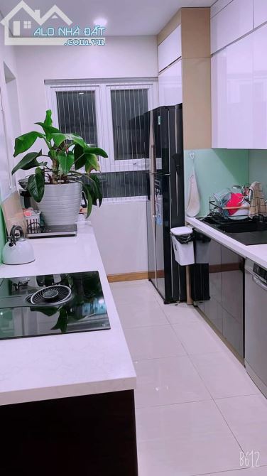 BÁN CĂN HỘ CHUNG CƯ CAO CẤP GOLDEN LÊ VĂN THIÊM THANH XUÂN, DT: 120M2, GIÁ: 7,75TỶ - 1
