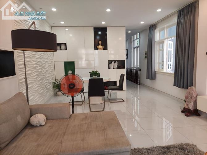 NHÀ MẶT TIỀN NGUYỄN BIỂU - NGUYỄN TRẢI, QUẬN 5, NGANG 4 x 22, CHO THUÊ 34 TR/TH, 15.5 TỶ - 1
