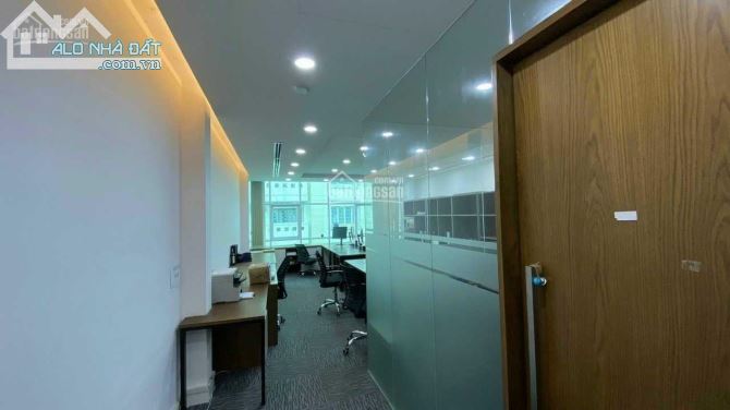 BÁN TOÀ NHÀ VĂN PHÒNG MẶT TIỀN GẦN NGUYỄN VĂN TRỖI,QUẬN 3.DT 12X30M.HẦM 12 TẦNG - 1