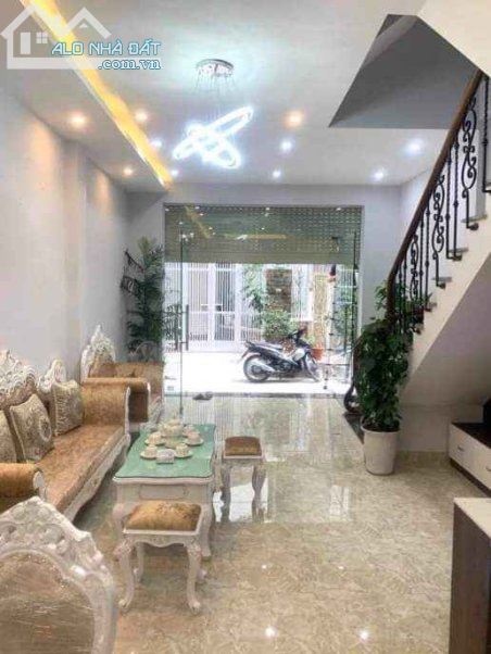 Bán nhà mặt ngõ Ô tô đõ cửa phố Đặng Tến Đông Dt 55m2 Mt 4,5m  giá 8,7 tỷ - 1