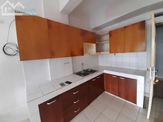 Căn Hộ Ehome 2, 55m2, 2PN 1WC, Máy Nước Nóng, Máy Lạnh, Rèm, 5 Triệu, 25 Phút Về Q1 - 16
