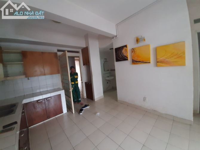 Căn Hộ Ehome 2, 55m2, 2PN 1WC, Máy Nước Nóng, Máy Lạnh, Rèm, 5 Triệu, 25 Phút Về Q1 - 17