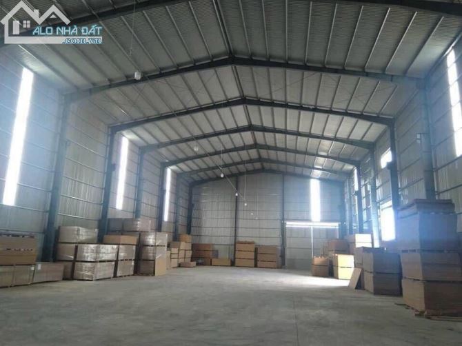 Cho thuê 1000m2 kho Xưởng đẹp Tại Hoà Thạch - Đại Lộ Thăng Long - Hà Nội