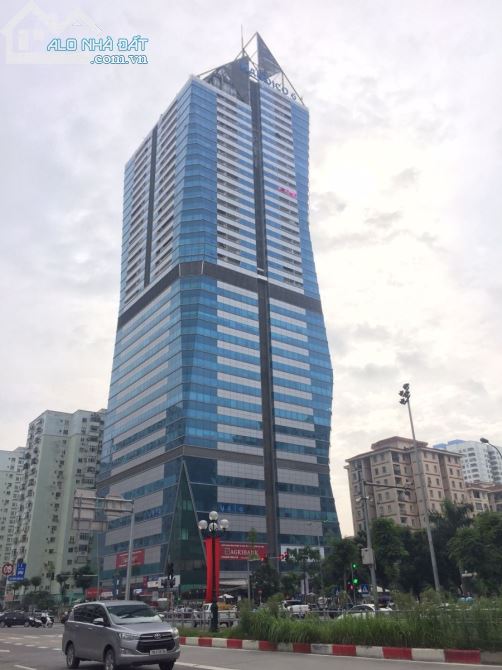Cho thuê văn phòng hạng A tại tòa nhà Diamond Flower Tower, Lê Văn Lương, từ135m2-240m2