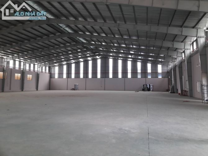 CHO THUÊ KHO XƯỞNG MỚI HẾT HĐ DIỆN TÍCH :4700M2 GIÁ 175TR/TH PHƯỜNG TÂN THỚI HIỆP QUẬN 12