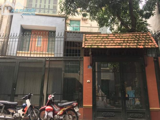 Bán Nhà Láng Hạ 180m2x4T, MT 11m, 20m Ra Phố, Ô Tô Tránh, KD, Chỉ 22.8 Tỷ. - 2