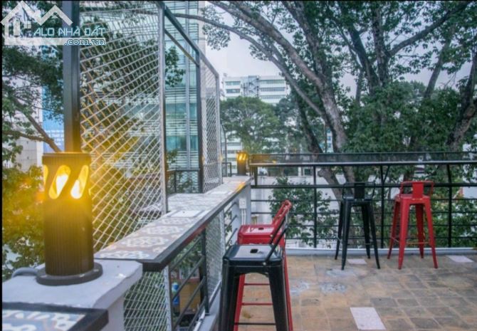 Nhà MT Nguyễn Thị Minh Khai, Q3 -  5 Lầu, vị trí siêu đẹp - 5
