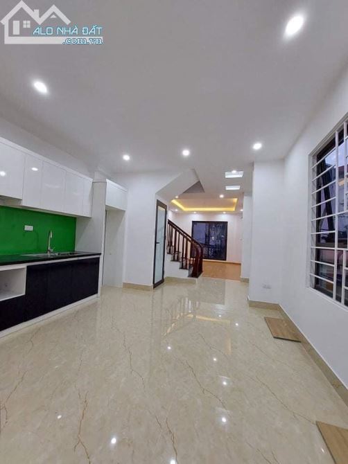 LÔ GÓC - NHÀ MỚI KÍNH KOONG ĐÓN TẾT, HOÀNG MAI, 55M2, 5 TẦNG, MT 4.6M, 7.5 TỶ
