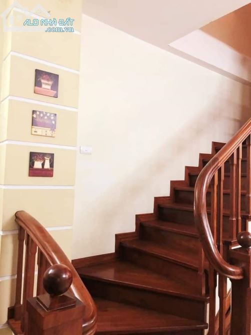 Bán nhà đường Hồ Ba Mẫu, Dt 40m2 Mt 4m x4 tầng, giá 4 tỷ 600tr - 2