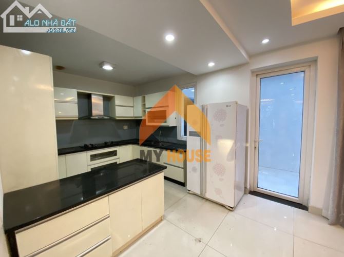 KHOÁI KHOÁI! Đông về mê mệt với villa trắng xinh lung linh như NGỌC TRINH - 3