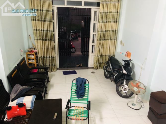 Bán đất tặng nhà trệt lửng hẻm xe hơi đường 175 Tăng nhơn phú B Quận 9 giá 4ty4