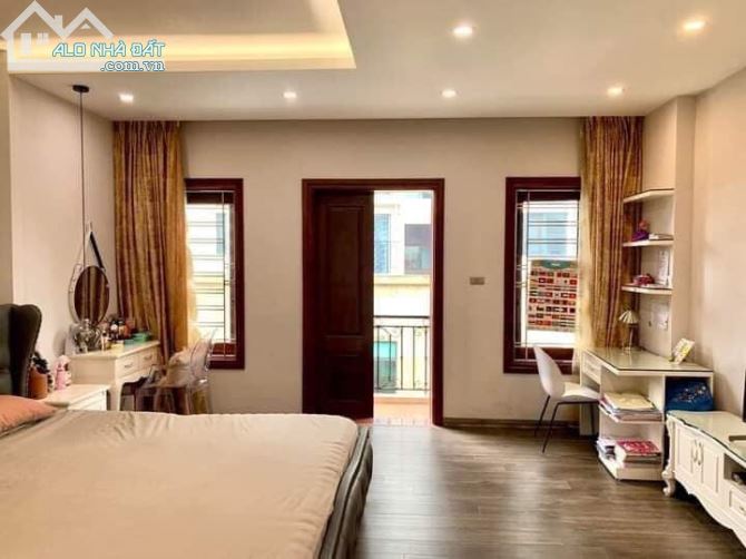 Bán nhà 4 tầng phố Lương Định Của, Dt 43m2, Mt 4m, Giá 4,9 tỷ, Ngõ thông sang Trường Chinh - 2