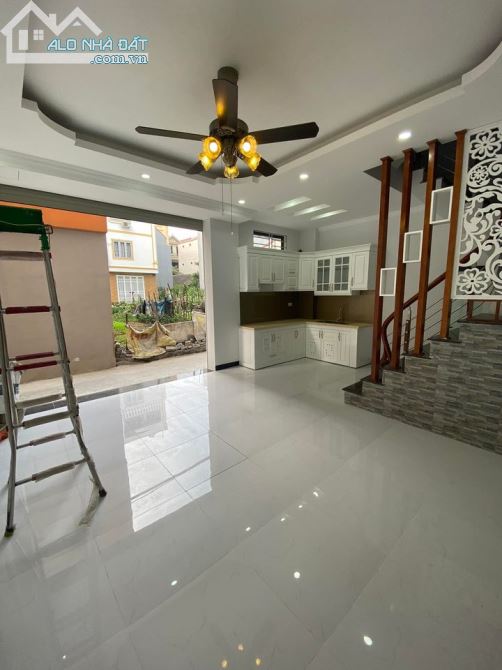 Bán nhà đường Vũ Trọng Phụng, Dt 40m2 x4 tầng Mt 4m, Giá 4,9 tỷ - 1