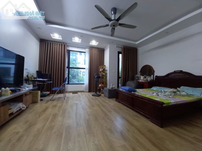 Bán nhà Hồ Tùng Mậu  90 m2 7 tầng Thang Máy, ô tô tránh, Ở HOẶC KINH DOANH  giá Chỉ 11 tỷ - 1
