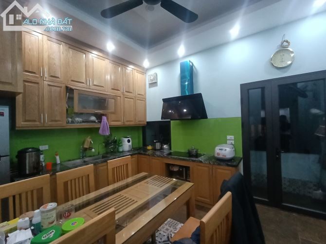 CHÍNH CHỦ BÁN NHÀ ĐẸP TRƯƠNG ĐỊNH, HOÀNG MAI 60M2, 5 TẦNG, MT 5M