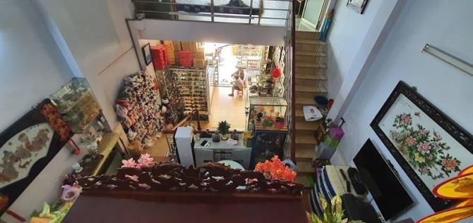 Nhà Quận 1, giá chỉ 35 tỷ, Mặt tiền kinh doanh thời trang, thu nhập cao - 3