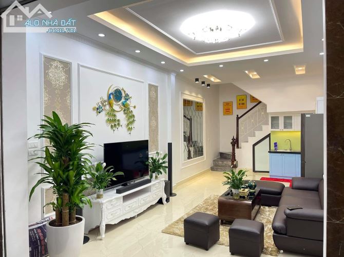 CHỈ 3.6 TỶ NHÀ ĐỘI CẤN 40M 4 TẦNG TRUNG TÂM BA ĐÌNH GẦN LĂNG BÁC - 1