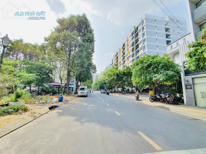 bán nhà mặt tiền đường D2 Man Thiện ,TNPA Quận 9 - DT: 5x22m giá 12 tỷ 7 - 3