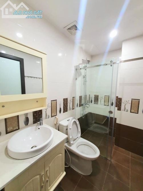 Bán nhà 5 tầng mặt ngõ phố Minh Khai, Dt 40m2 Mt 4m, Giá 4,8 tỷ, - 3