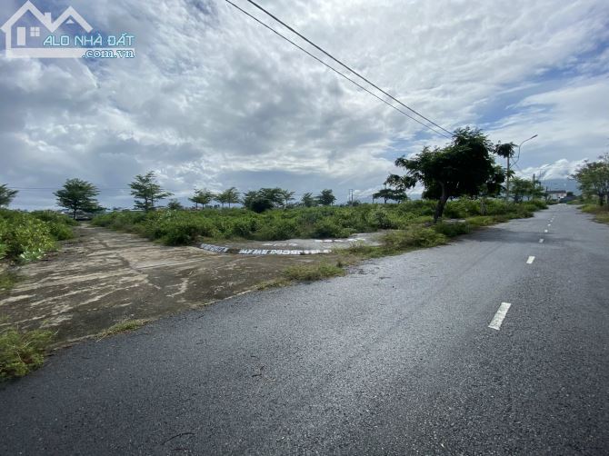 Cần bán 3 lô đất view biển Ninh Thọ - Ninh Hòa - Nam Vân Phong đặc khu kinh tế!!! - 1