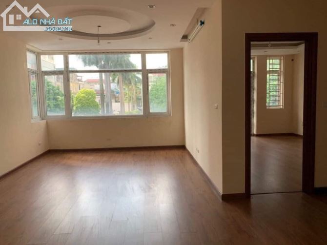 Bán gấp Biệt Thự Nguyễn Xiển, Quận Thanh Xuân. diện tích  180m x 4t, mt 10m,  65ty - 3