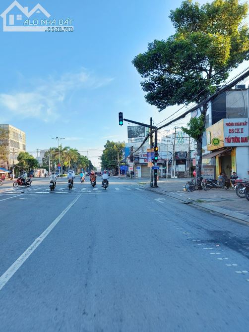 Nhà Góc 2 mặt tiền đường 3 tháng 2 Cần Thơ gần Đại Học Cần Thơ có 238m2 giá dưới 48 tỷ - 3