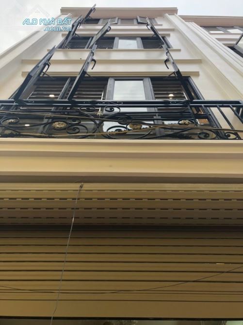 Bán nhà Cách mặt Hồ Ba Mẫu 10m Dt 40m2 x4 tầng Mt 4m Giá 5,1 tỷ