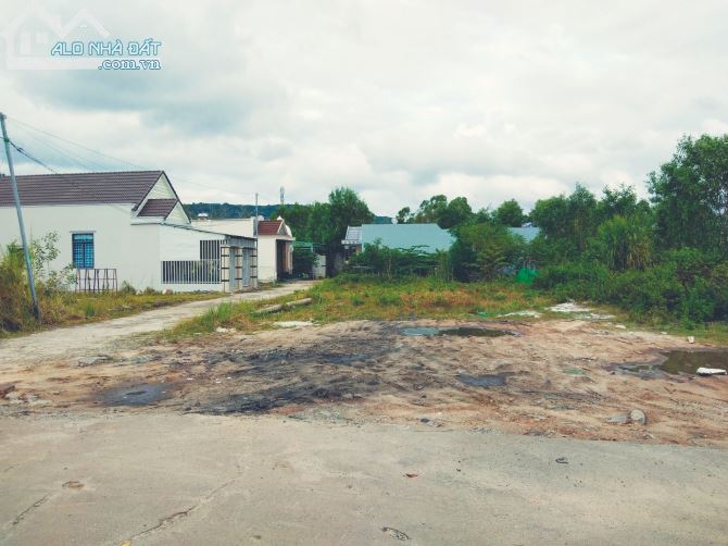 BÁN NỀN ĐẤT PHƯỜNG DƯƠNG ĐÔNG. SIÊU GẦN SIÊU RẺ