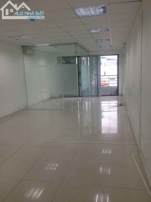 Cho thuê văn phòng 40m2,50m2,100m2 mặt phố Trần Xuân Soạn quận Hai Bà Trưng