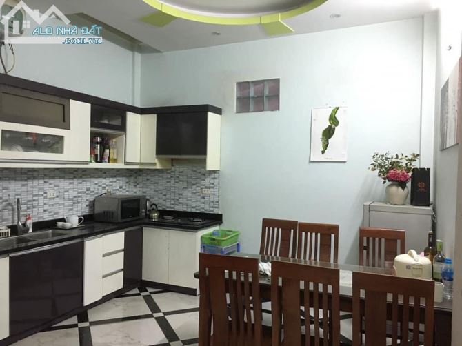Bán nhà Đội Cấn - Ba Đình 5 Tầng 50m2 Cách phố 30m, Ngõ rộng gần ôtô tránh 8,6 tỷ - 1