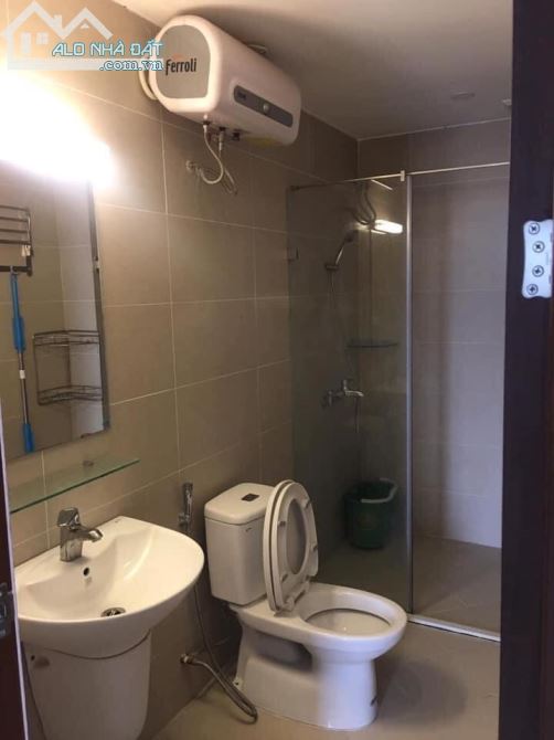Cho thuê chung cư 3 ngủ full nội thất tại Giang Biên, Long Biên. S: 92m2. Giá: 8tr/tháng