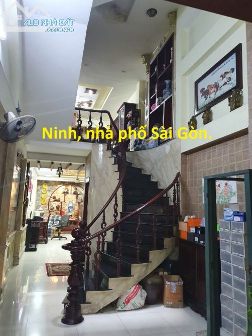 Nhà mặt tiền Ba Gia, P7, Tân Bình, 111m2, 7 tầng, nở hậu.