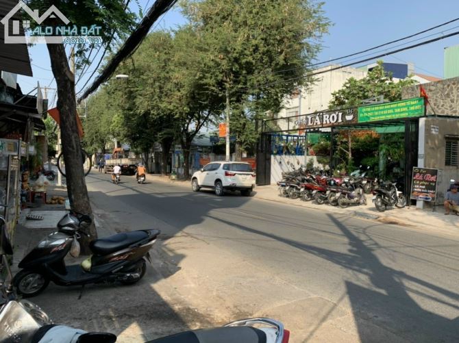 BÁN MẶT TIỀN LÊ VĂN TÁCH AN BÌNH DĨ AN, DT 211M2 , GIÁ 10.5 TỈ