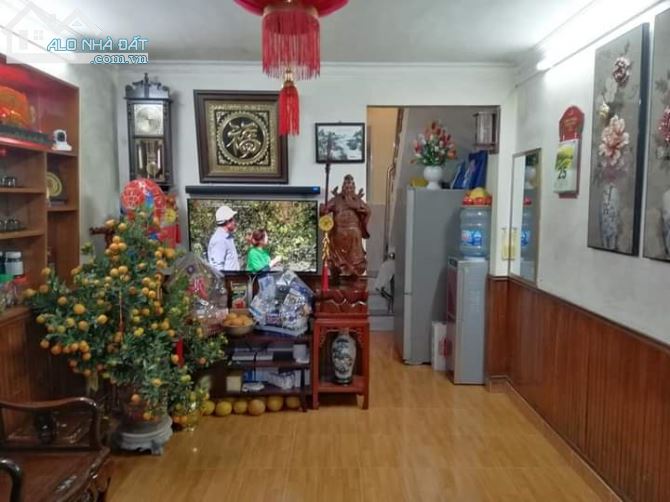 NHÀ ĐẸP –NGÕ-Ô TÔ- PHỐ TRẠM-45MX5T, MT4M,4 TỶ  +gần chân cầu vĩnh tuy,gần aeon long biên,g - 1