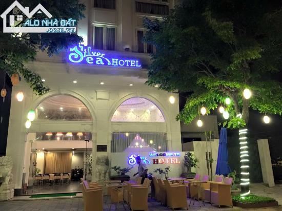 Cho thuê khách sạn 2 sao có nhà hàng, sảnh cà phê đường Thùy Vân 41 phòng