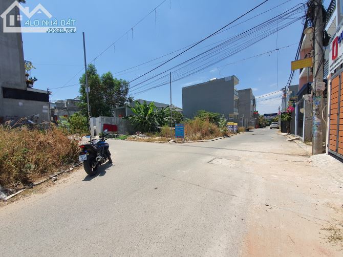 Bán đất ngang 5m hẻm 730 Lã Xuân Oai, Long Trường , Q9 - 73m2 giá 4 tỷ 5