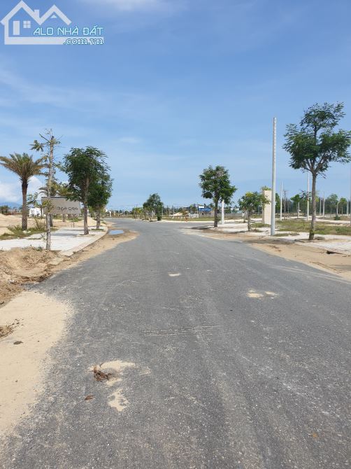 Bán Đất Biệt Thự View Sông, Ven Biển Nam Đà Nẵng, giá 21,4tr/m2 - 1