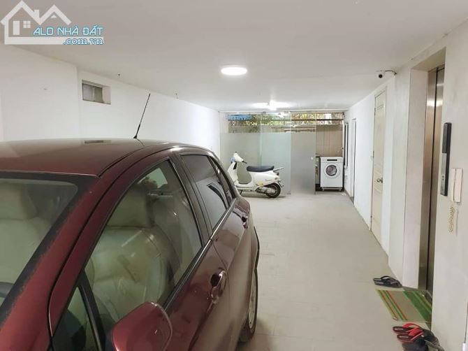 siêu phẩm vị đẹp mặt phố võng thị view hồ tây 8 tầng thang máy 97m2 x 8 tầng mặt tiền 5,4