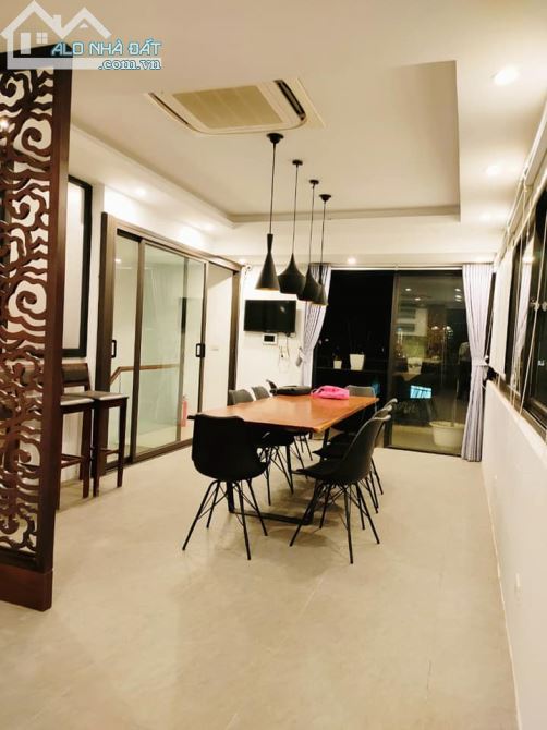 siêu phẩm vị đẹp mặt phố võng thị view hồ tây 8 tầng thang máy 97m2 x 8 tầng mặt tiền 5,4 - 1